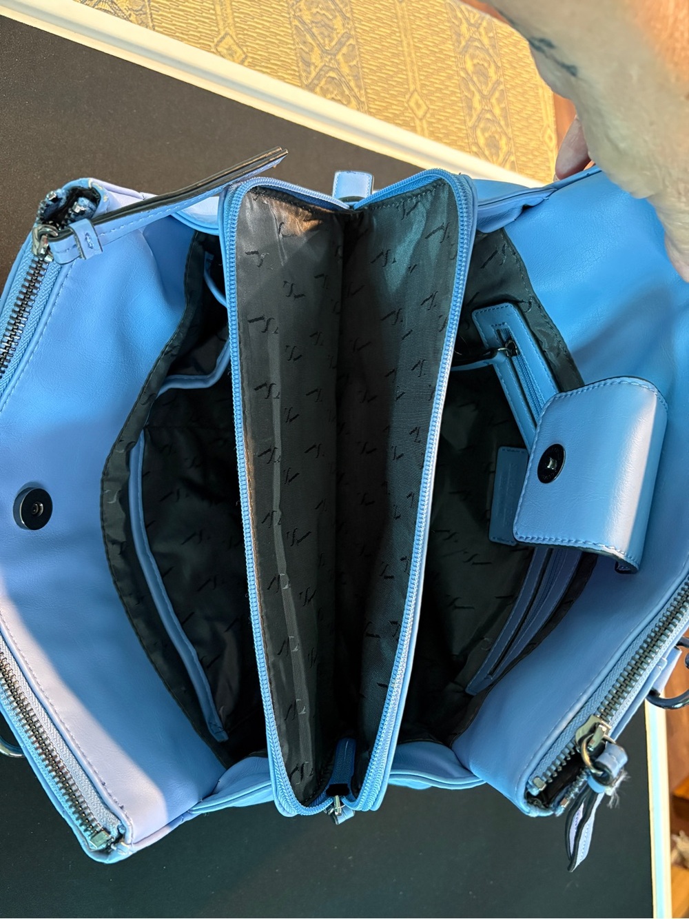 Vera Wang Powder Blue Shoulder Bag - Picture 5 of 10